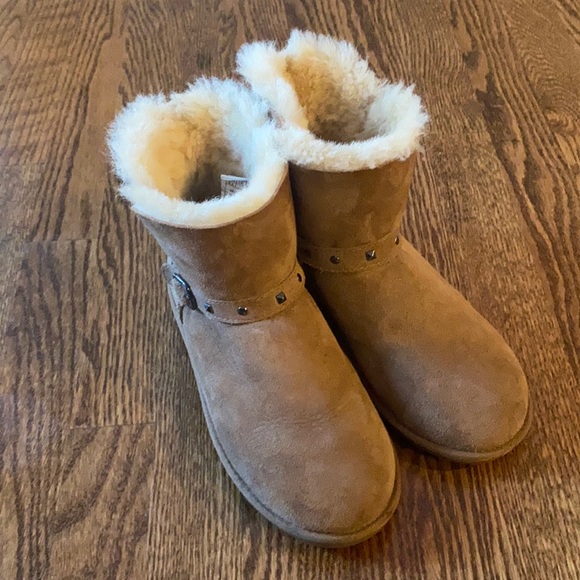 Girls brown boot - Picture 3 of 5